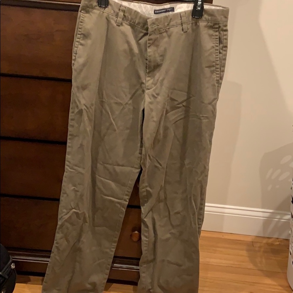 Men’s Straight Fit Dockers